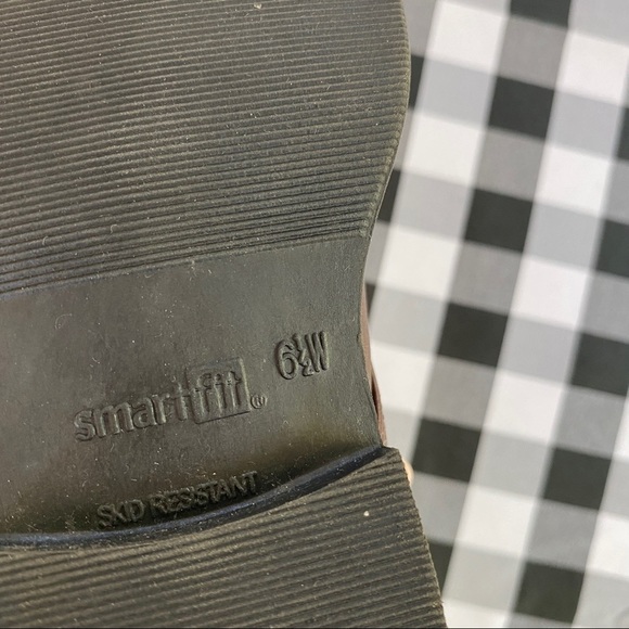 Smartfit Brown Velcro Dress Shoes - Picture 6 of 7